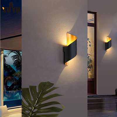 S сформировал на открытом воздухе Sconce 3W/9W 4000K фонарика стены для двора